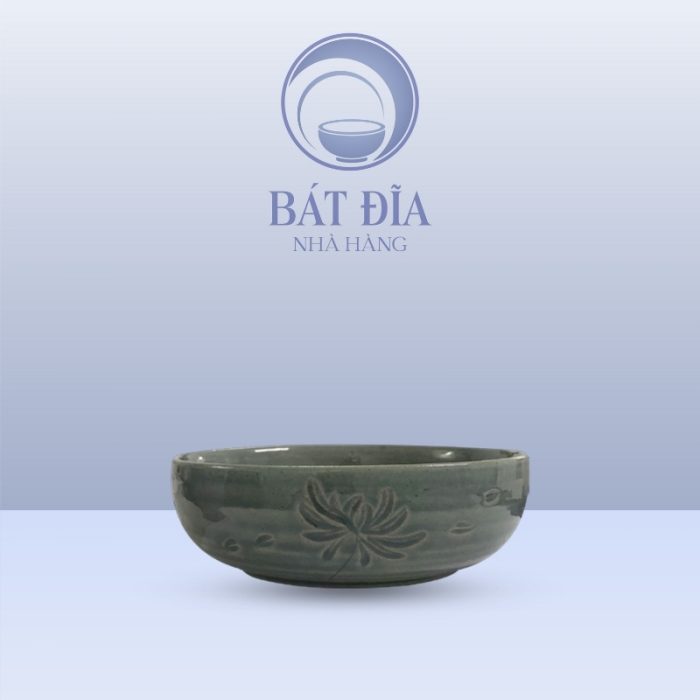 Bát Nhật Men Xanh Khắc Hoa Cúc