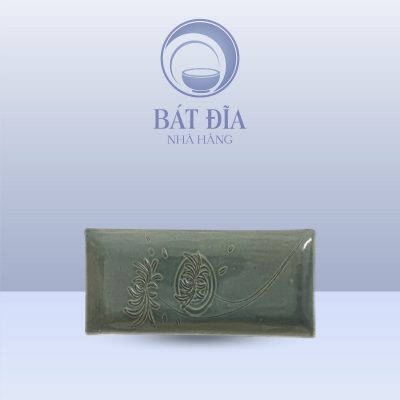 Đĩa Chữ Nhật Men Xanh Khắc Hoa Cúc