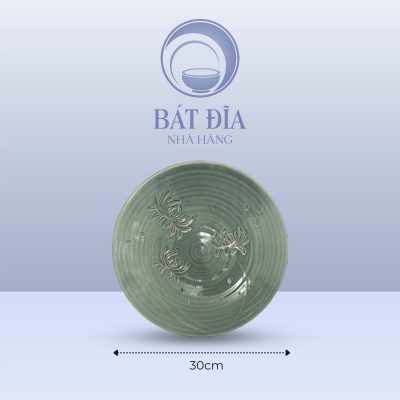 Đĩa Tròn Men Xanh Khắc Hoa Cúc - 30cmx4cm