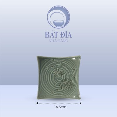 Đĩa Vuông Vếch Men Xanh Khắc Hoa Cúc - 14.5cmx3cm