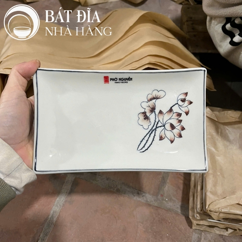 Bát đĩa nhà hàng
