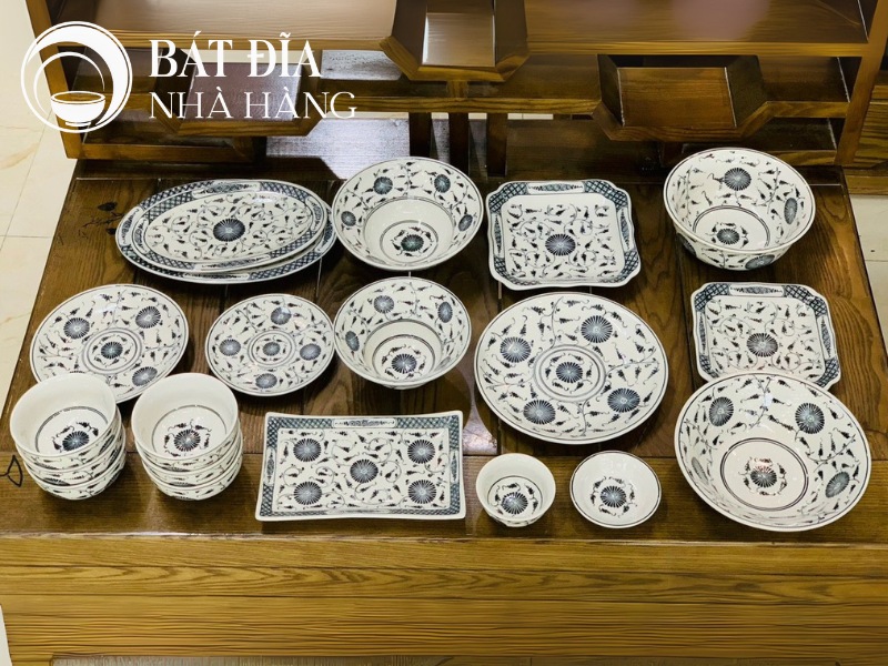 Bát đĩa nhà hàng