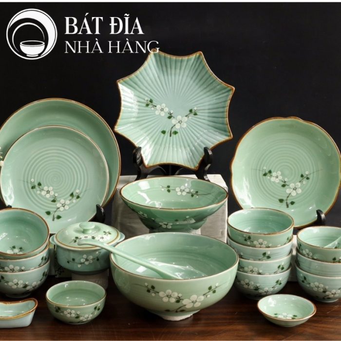 Bộ Bát Đĩa Men Lam Vẽ Đào Trắng