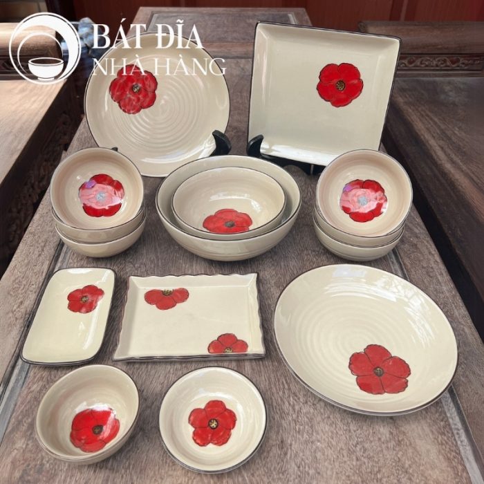 Bộ Bát Đĩa Men Trắng Vẽ Hoa Đỏ
