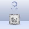Đĩa Vuông Men Trắng Vẽ Hoa Sen Đen