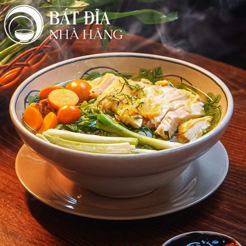 Bát tô đựng bún phở
