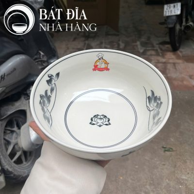 Tô Sâu Đựng Phở Men Trắng Vẽ Hoa Sen In Logo