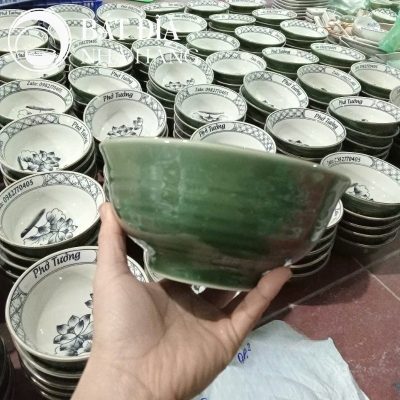 Tô Sâu Men Xanh Vẽ Hoa Sen In Logo